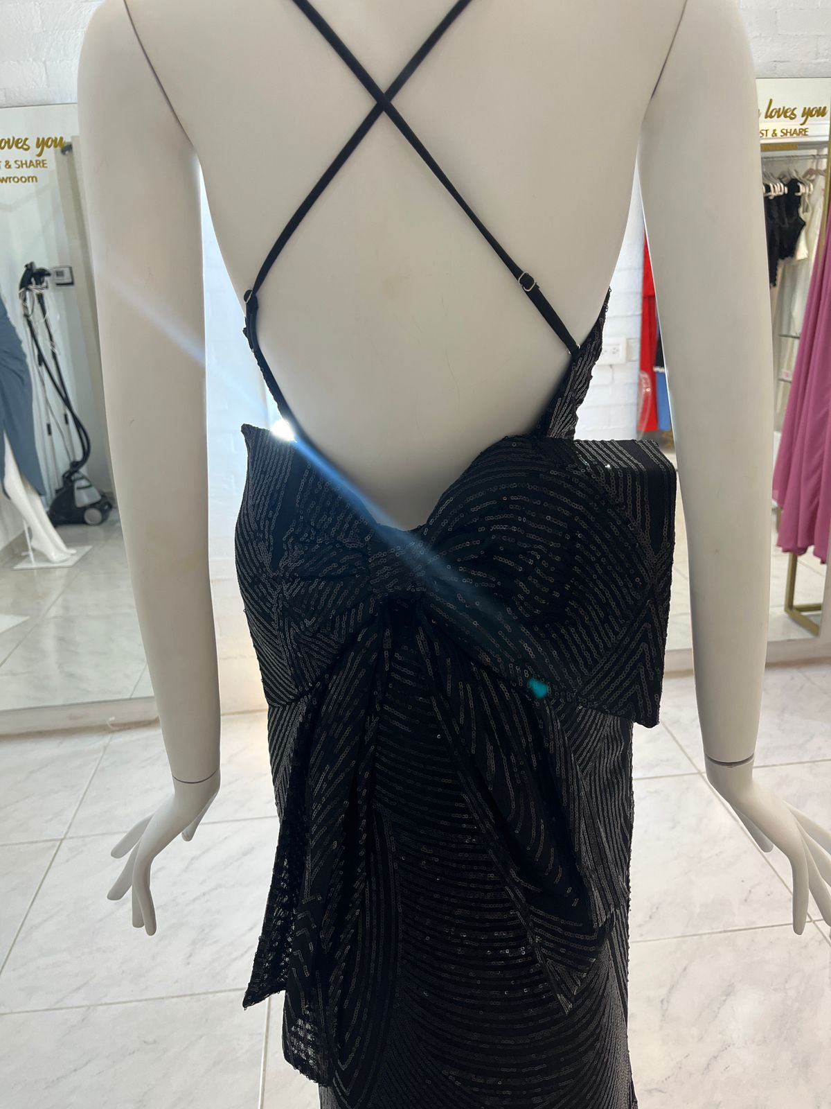 Vestido de Lentejuelas con Moño