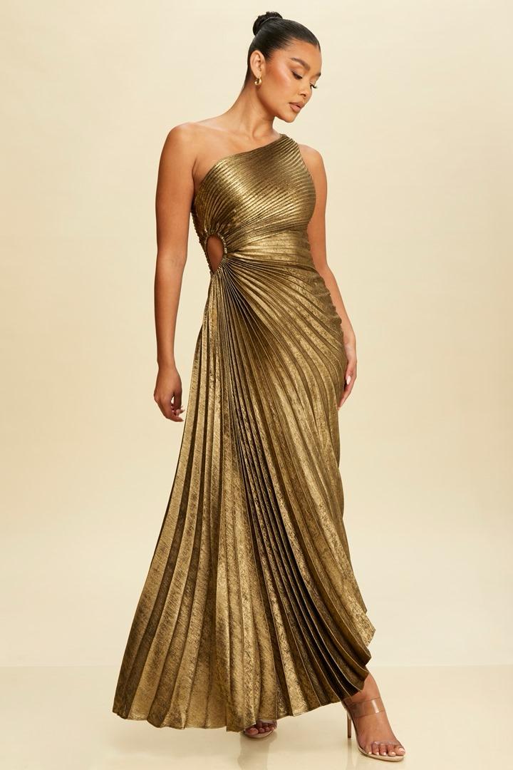 Vestido Dorado con Abertura
