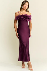 Vestido Midi con Plumas