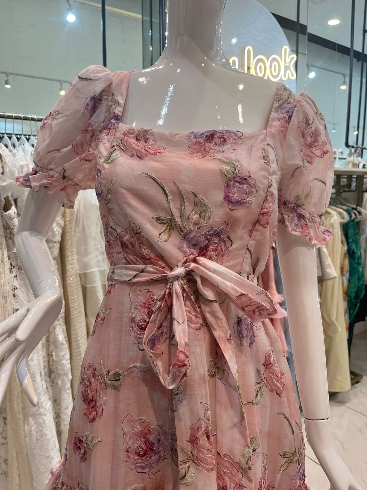 Vestido Midi Rosa